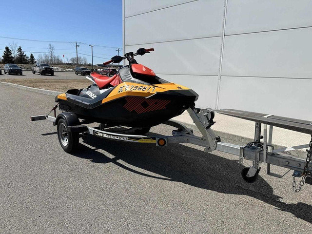 2019 Sea-Doo SPARK TRIXX 2 UP in Snowmobiles in Saguenay - Image 3