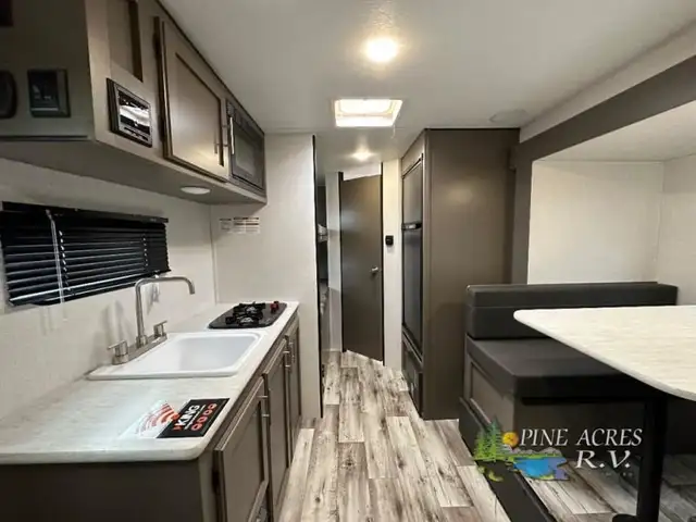 2023 KZ Sportsmen Classic 191BHK in Travel Trailers & Campers in Truro - Image 5