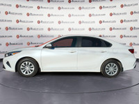 Thanks for viewing our House Of Cars Macleod Trail inventory! AMVIC licensed dealer! The 2022 Kia Fo... (image 1)