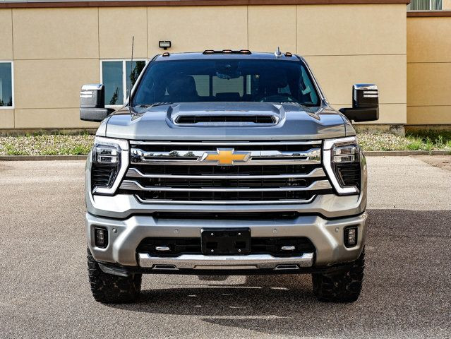 2024 Chevrolet Silverado 2500HD High Country 6.6L Duramax in Cars & Trucks in Strathcona County - Image 3