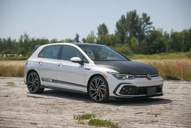 2022 Volkswagen Golf GTI in Cars & Trucks in Delta/Surrey/Langley - Image 24
