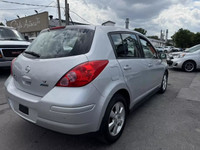 2012 nissan versa S automatique air climatisé froide avec navigation gps Bluetooth pour le téléphone... (image 3)