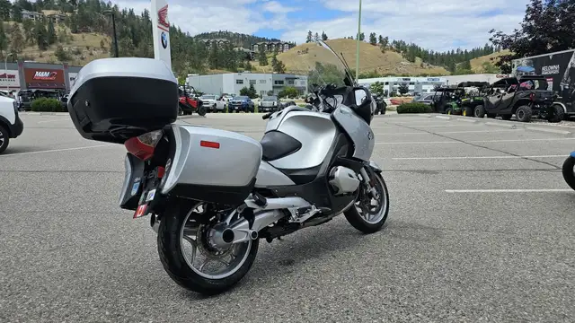 2007 BMW R1200 RT in Street, Cruisers & Choppers in Kelowna - Image 5