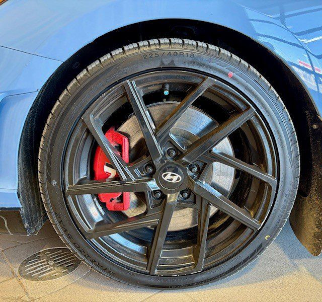 2022 Hyundai Veloster N Base in Cars & Trucks in Moose Jaw - Image 4