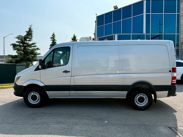 2017 Mercedes-Benz Sprinter - REEFER/FREEZER - DIESEL - MINT! in Cars & Trucks in Oakville / Halton Region - Image 2