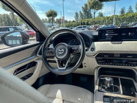 This Mazda CX-90 MHEV boasts a Intercooled Turbo Gas/Electric I-6 3.3 L/200 engine powering this Aut... (image 7)