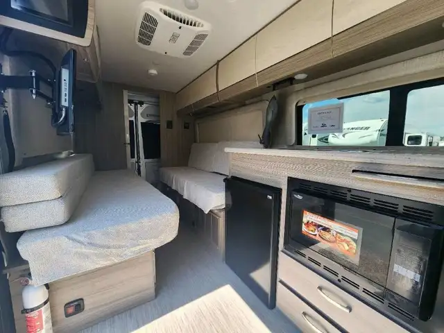 2025 JAYCO SWIFT 20T *Couple* in RVs & Motorhomes in Thetford Mines - Image 13