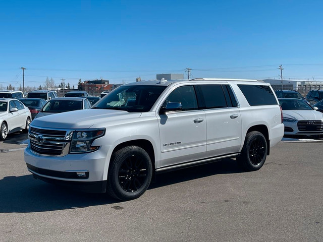  2017 Chevrolet Suburban 4WD 4dr 1500 Premier NAVI/B.CAM/ROOF/LE in Cars & Trucks in Calgary - Image 4