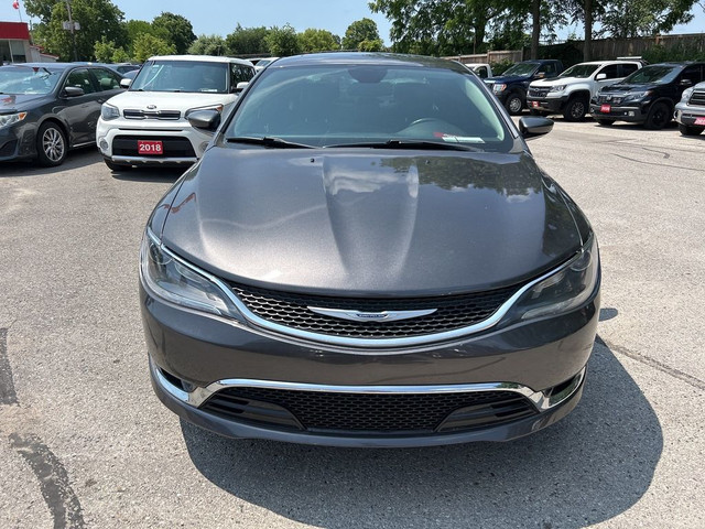  2015 Chrysler 200 C, LEATHER, SUNROOF, HEATED SEATS & WHEEL! in Cars & Trucks in London - Image 4