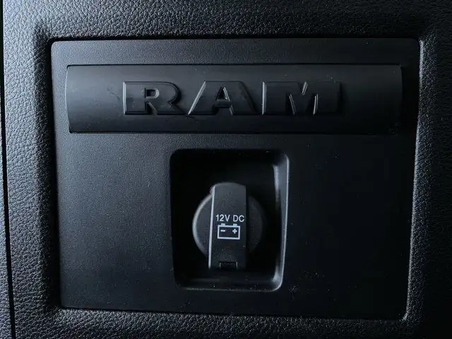 2023 Ram 1500 Classic Express | 4X4 | Backup Camera in Cars & Trucks in Prince George - Image 48