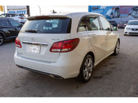 ALL WHEEL DRIVE HATCHBACK, CLEAN CARFAX! - 2.0L Engine - AWD - Automatic Transmission - Heated Seats... (image 8)