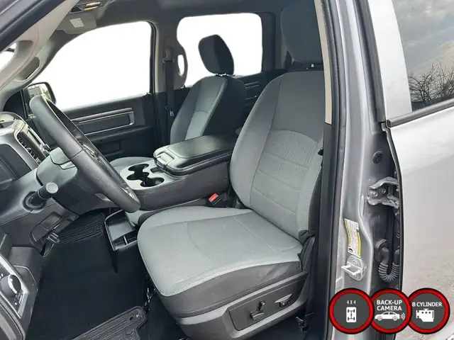 2023 RAM RAM 1500 CLASSIC CREW CAB 4X4 (DS) SLT CLASSIC CREW dans Autos et camions dans Stratford - Image 10