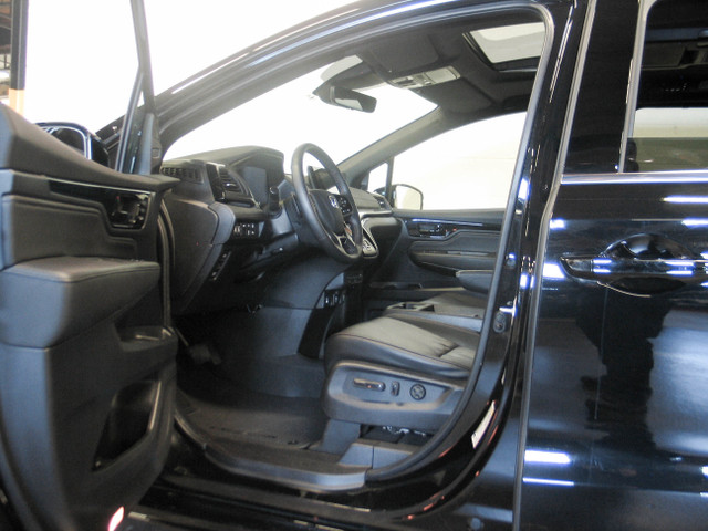 2023 Honda Odyssey Black Edition in Cars & Trucks in City of Montréal - Image 4