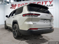 Only 219 Miles! This Jeep Grand Cherokee L boasts a Regular Unleaded V-6 3.6 L/220 engine powering t... (image 3)