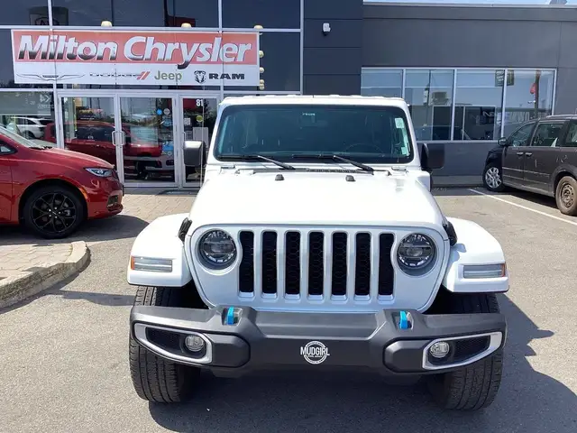 2021 Jeep Wrangler 4xe UNLIMITED SAHARA 4XE| LEATHER, NAVIGATION in Cars & Trucks in Oakville / Halton Region - Image 3