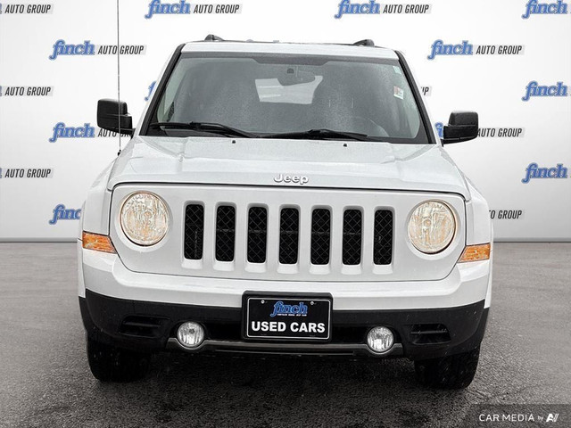 2016 Jeep Patriot Sport/North 2.4L 4 CYLINDER | 4X4 | EXCELLE... in Cars & Trucks in London - Image 2