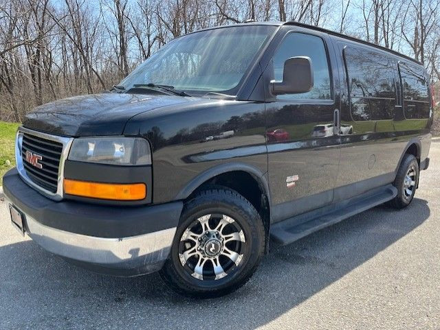 2014 GMC Savana 3500 **6.6L DURAMAX DIESEL-CONVERSION-MOBILITY V in Cars & Trucks in City of Toronto