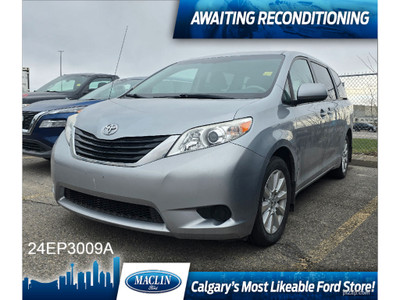  2014 Toyota Sienna 7 Passenger | QUAD SEATING | ALL WHEEL DRIVE