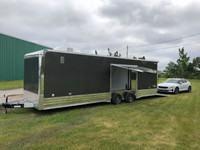 2024 Legend 8.5X28 Trailmaster Rampe grise et porte de cote