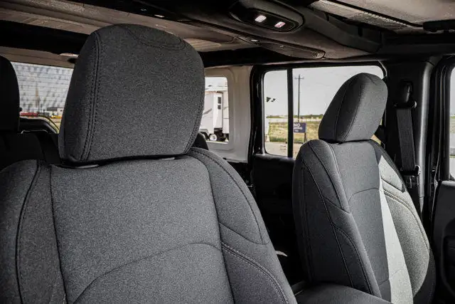 2024 Jeep Wrangler SPORT UNLIMITED 4X4 AUTOMATIC LOW LOW KMS in Cars & Trucks in Strathcona County - Image 19
