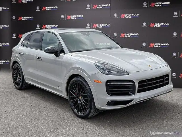2023 Porsche Cayenne GTS | PREMUIM PKG | MATRIX HEADLIGHTS dans Autos et camions dans Comté de Strathcona - Image 9