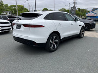 THIS VEHICLE IS JAGUAR CERTIFIED AND COMES WITH A WARRANTY GOOD UNTIL APRIL 21ST, 2027 OR 160,000KMS... (image 6)