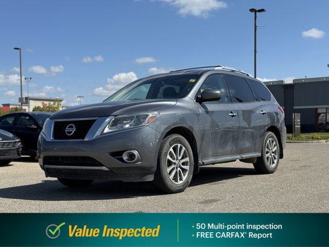 2016 Nissan Pathfinder SV | AWD | Heated Steering Wheel in Cars & Trucks in Grande Prairie