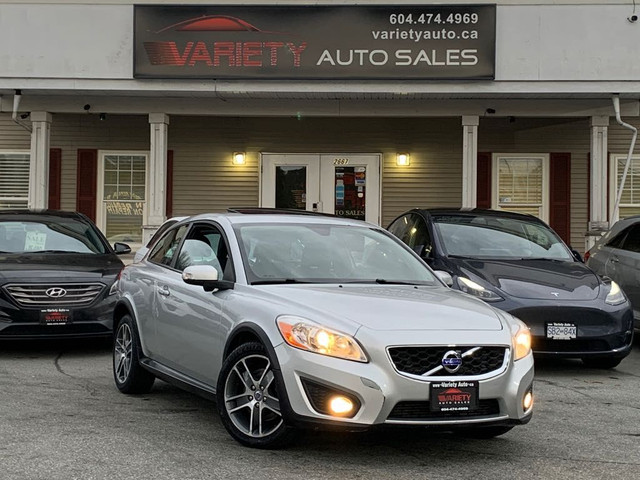 2011 Volvo C30 Automatic Sunroof No Accident FREE Warranty!! in Cars & Trucks in Burnaby/New Westminster