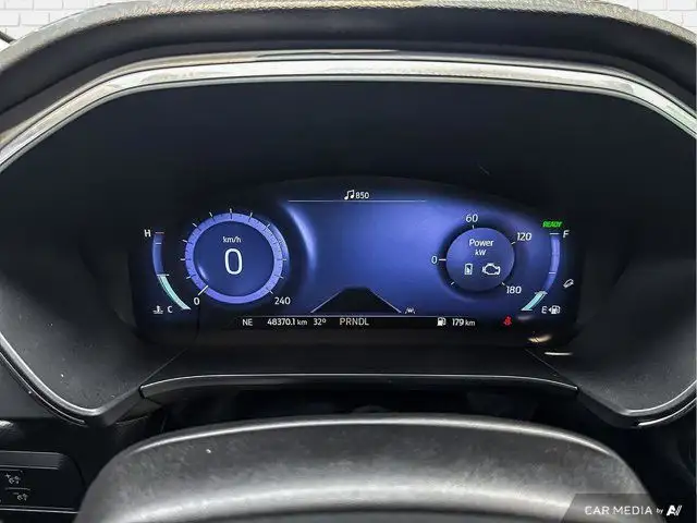 2022 Ford Escape Titanium Hybrid | Heated Seats | Remote Start in Cars & Trucks in Windsor Region - Image 20