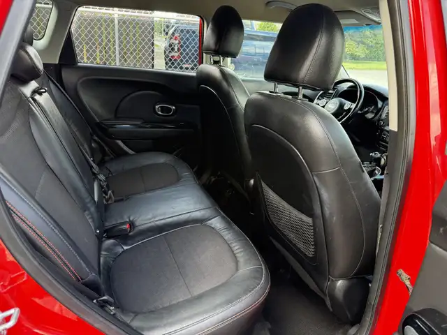 2017 Kia Soul SX Turbo in Cars & Trucks in Ottawa - Image 17