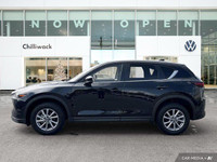 This Mazda CX-5 boasts a Regular Unleaded I-4 2.5 L/152 engine powering this Automatic transmission.... (image 1)