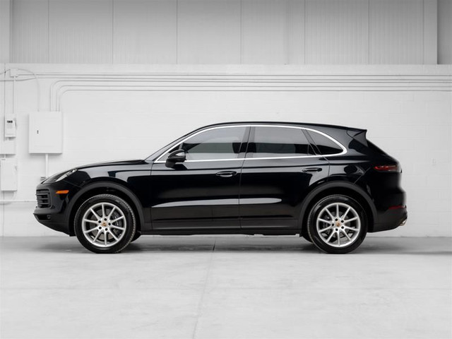 2022 Porsche Cayenne in Cars & Trucks in Markham / York Region - Image 2