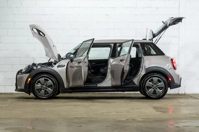 2024 MINI 5 Door Cooper S | Premier Line 2.0 | Accès Confort in Cars & Trucks in City of Montréal - Image 6