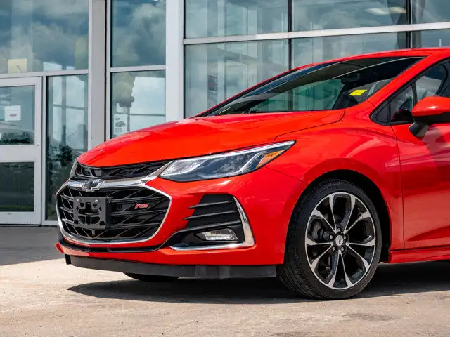 2019 Chevrolet Cruze Premier in Cars & Trucks in Barrie - Image 13