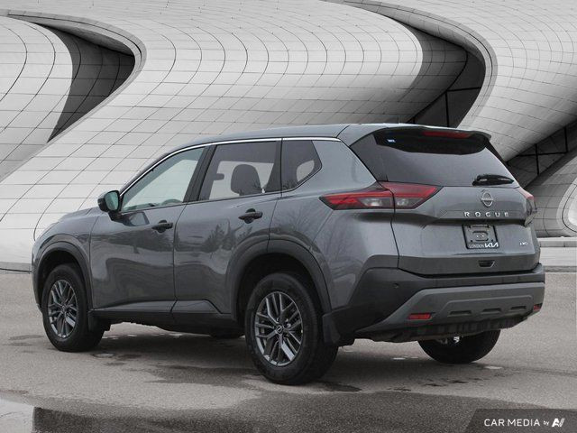 2023 Nissan Rogue in Cars & Trucks in London - Image 3