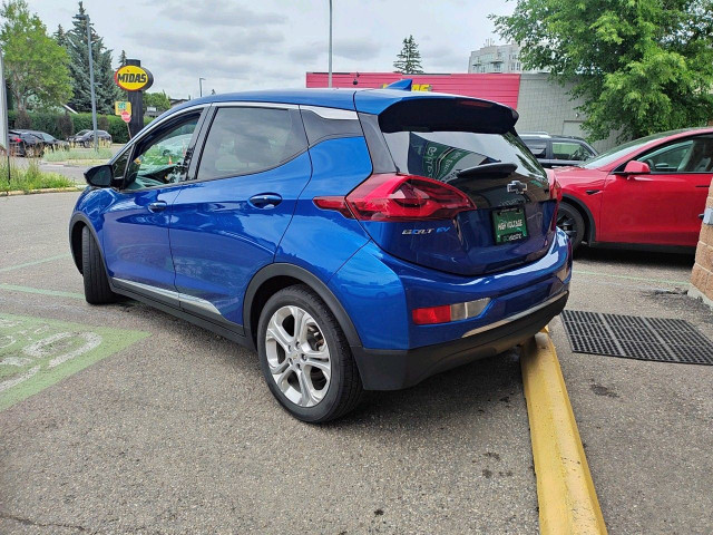 2019 Chevrolet Bolt EV LT 417 km Range (EPA) in Cars & Trucks in Calgary - Image 3