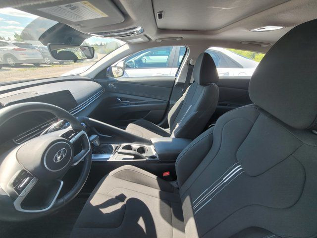 2023 Hyundai Elantra Preferred IVT w/Tech Pkg | New Arrival |S in Cars & Trucks in Guelph - Image 4