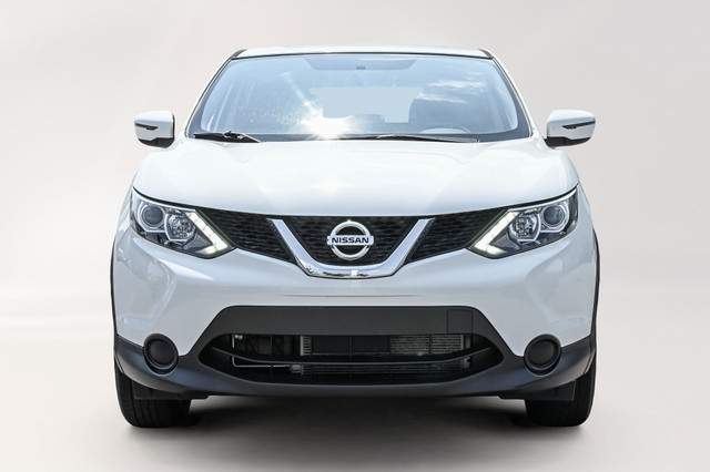 2017 Nissan Qashqai S FWD | Sièges Chauff | Caméra | Bluetooth N in Cars & Trucks in City of Montréal - Image 2