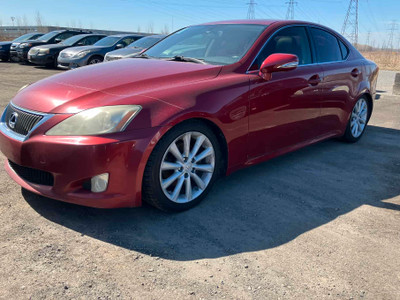 2009 Lexus IS 250 AWD * CUIR - TOIT - NAVI - MAGS *