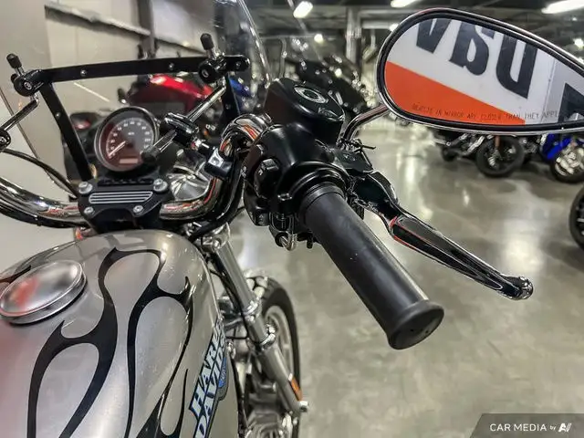 2009 Harley-Davidson XL883L SUPERLOW in Street, Cruisers & Choppers in Calgary - Image 16