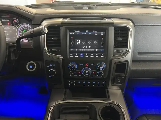2018 Ram 2500 LARAMIE 6.7 DSL 4X4 | LIFT | FUEL RIMS | LOW KMS! dans Autos et camions dans Lloydminster - Image 22