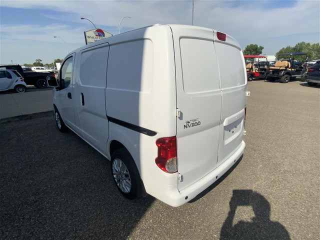 2017 Nissan NV200 SV Cargo | Automatic | Navigation | Blue Tooth in Cars & Trucks in Regina - Image 4