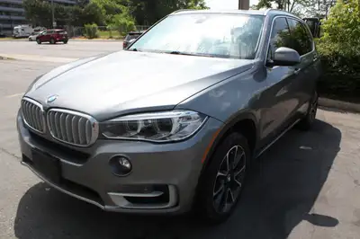 2015 BMW X5 35i xDrive Fresh oil change just done! FINANCING AVAILABLE! Get your pre-approval inform...
