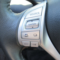 2016 Nissan Rogue SL AWD w/Panoramic Sunroof Heated seats and Back-up camera. Great used Nissan Rogu... (image 9)