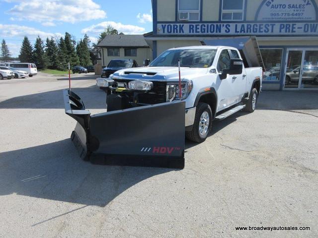 2022 GMC Sierra 2500 3/4 TON SL-VERSION 6 PASSENGER 6.6L - V8..  in Cars & Trucks in Markham / York Region - Image 3