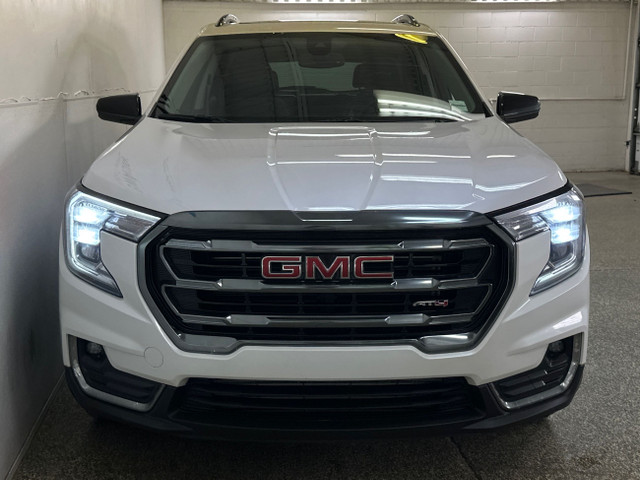 2022 GMC Terrain AT4 AT4/AWD/LEATHER/ROOF/NAVI/OFF 1 OWNER GM... in Cars & Trucks in Belleville - Image 2