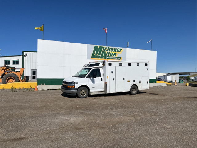 2019 Chevrolet Express in Cars & Trucks in Calgary
