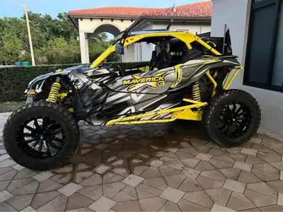 APPLY NOW: https://www.ridecollective.ca/get-pre-approved The 2019 Can-Am Maverick X3 XMR Turbo R is...