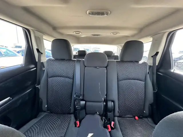 2012 Dodge Journey SE | 7 PASSENGER |BIG SUMMER BLOWOUT! dans Autos et camions dans Calgary - Image 26