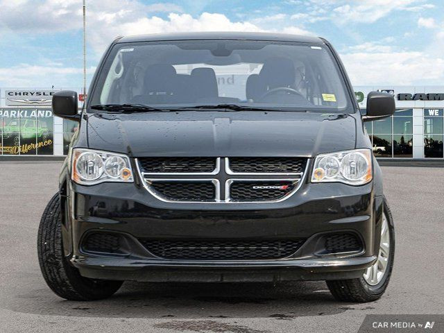 2019 Dodge Grand Caravan SE CVP Stow N Go Rear Camera in Cars & Trucks in St. Albert - Image 2